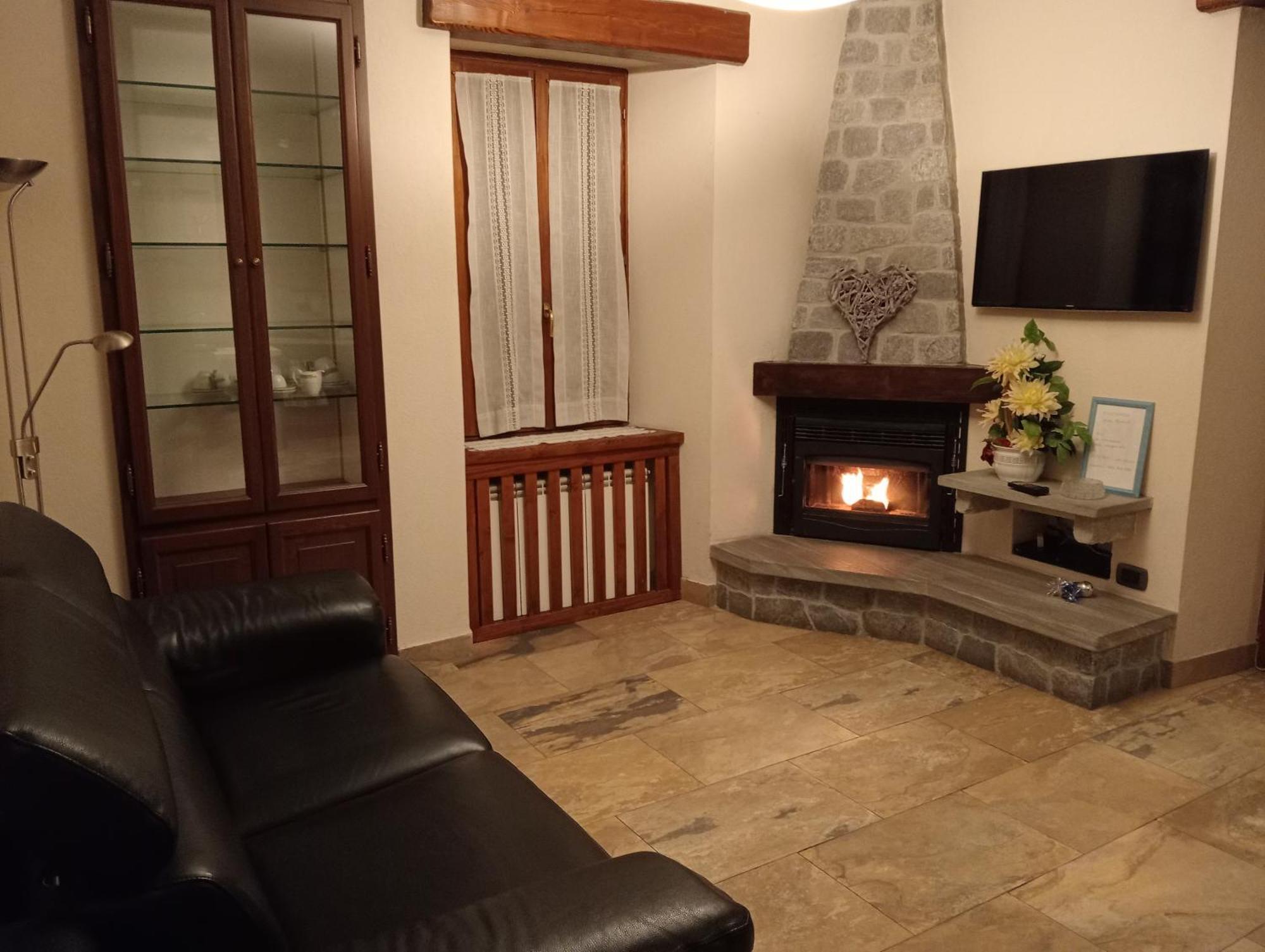 Mansarda Monte Bianco Appartement La Salle Buitenkant foto
