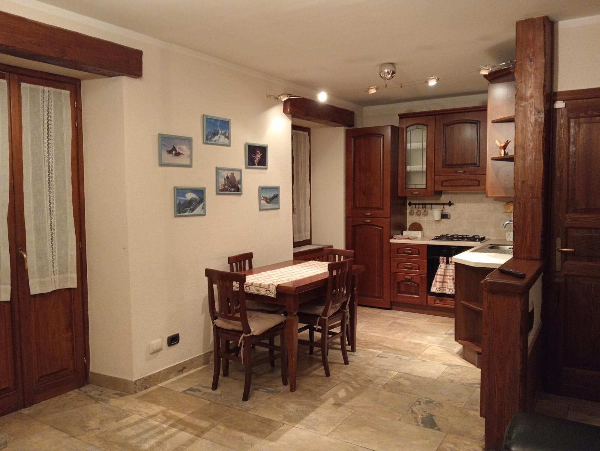 Mansarda Monte Bianco Appartement La Salle Buitenkant foto